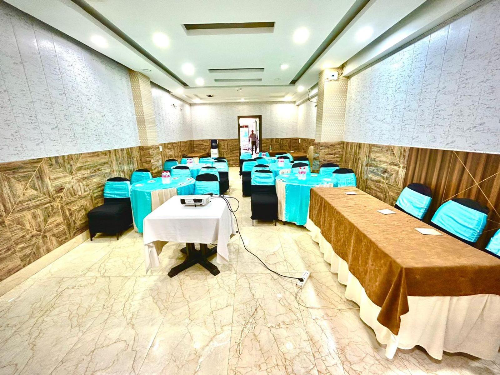 Hotel Spb 87 Near Karol Bagh Metro Station Delhi Exterior foto