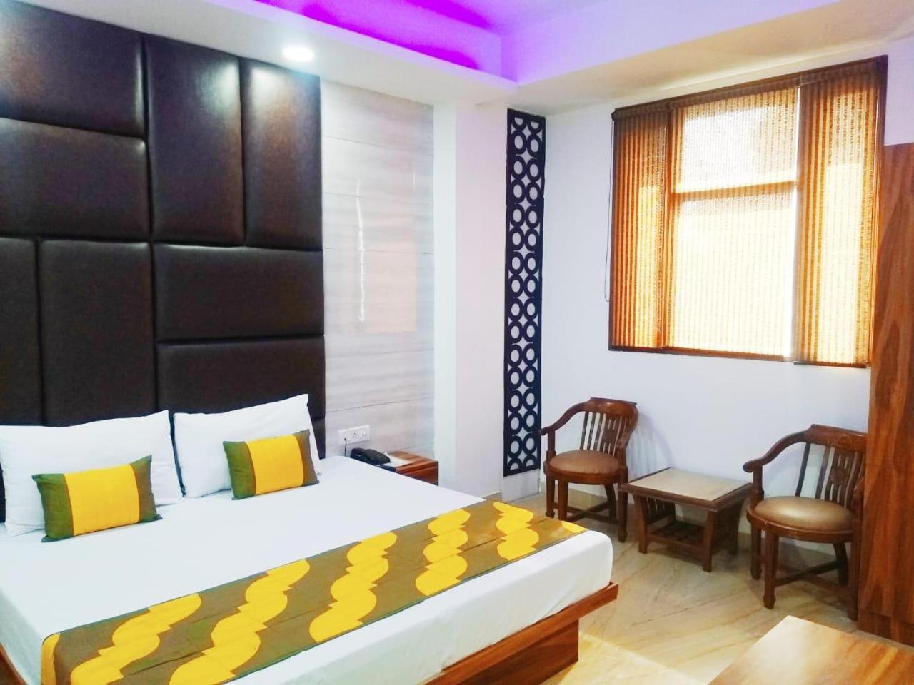 Hotel Spb 87 Near Karol Bagh Metro Station Delhi Exterior foto
