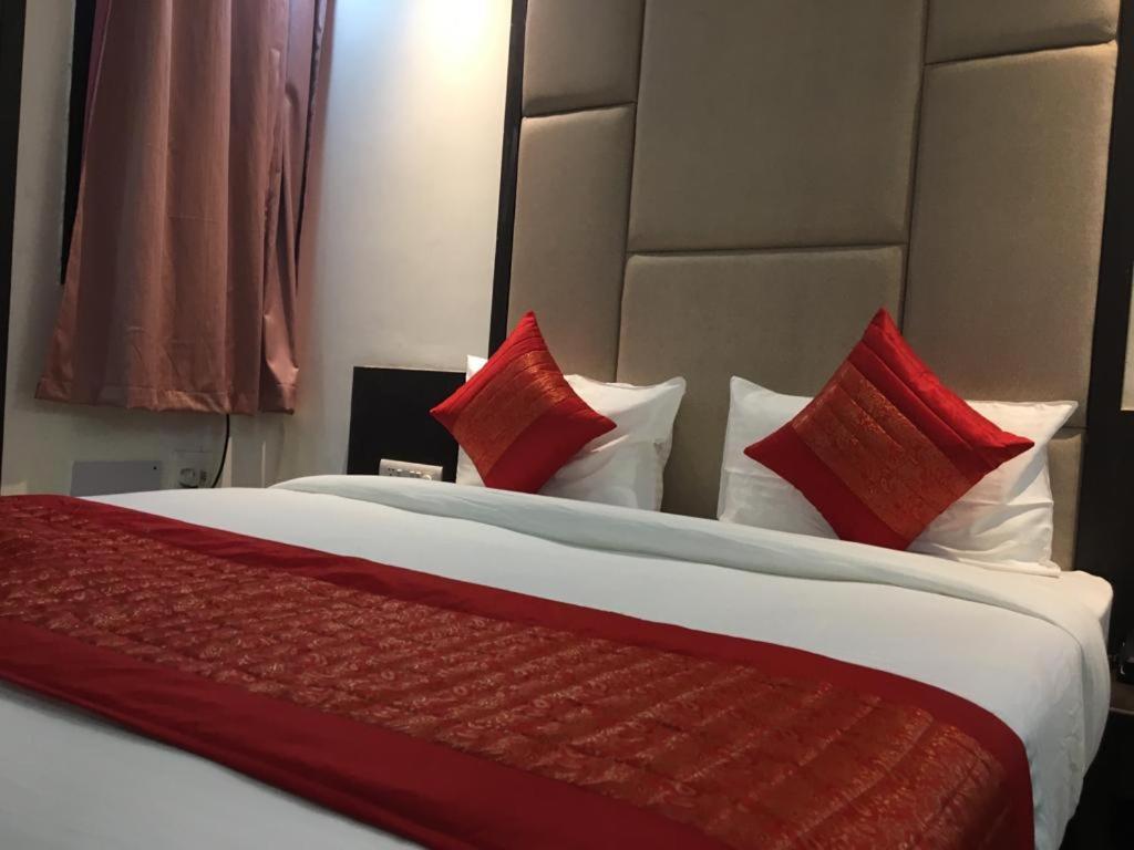 Hotel Spb 87 Near Karol Bagh Metro Station Delhi Exterior foto