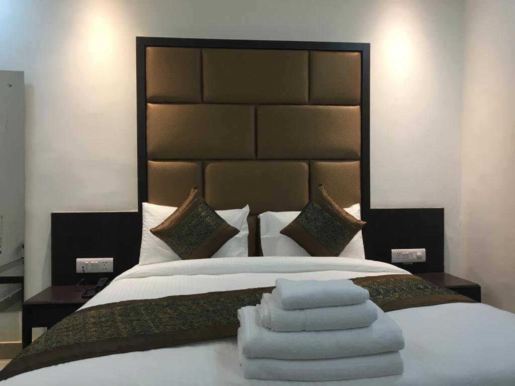 Hotel Spb 87 Near Karol Bagh Metro Station Delhi Exterior foto